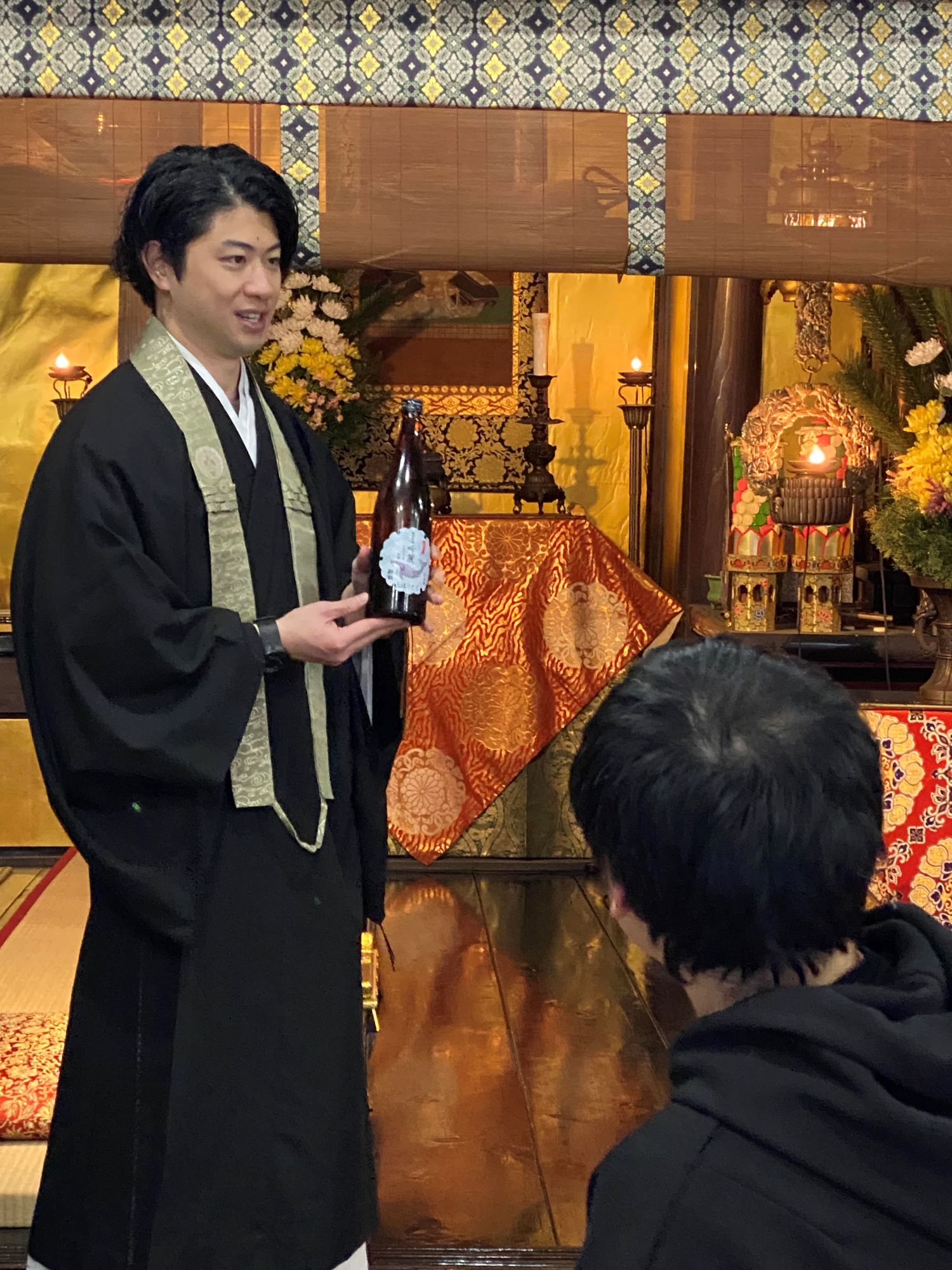 お寺でKanpai！酒は飲んでも飲まれるな